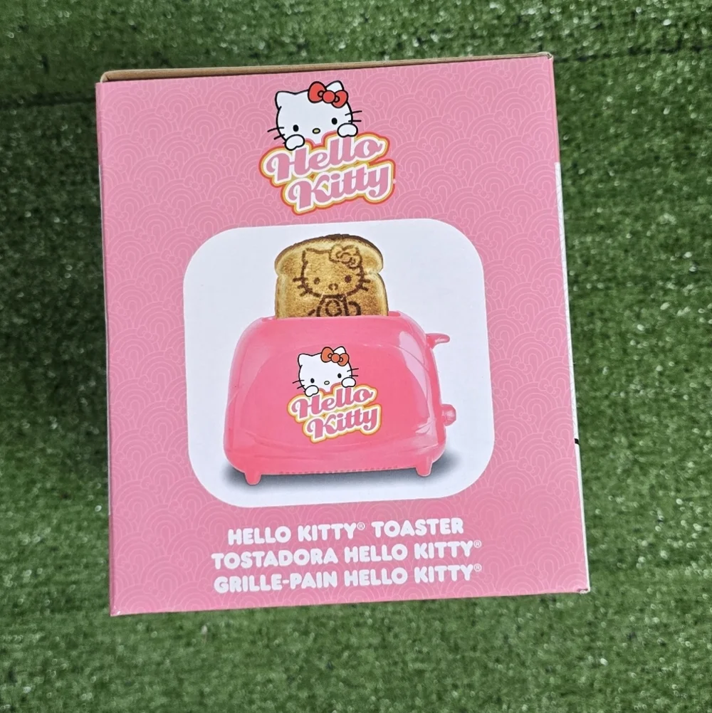 HELLO KITTY | lisenced 2-SLICE COOL TOUCH TOASTER -NWT! IN BOX!